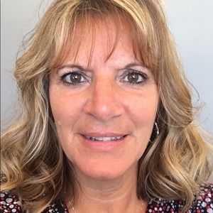 Meet your Posher, Connie